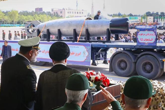 美军林肯号航母战斗群奔赴波斯湾，据传主要任务不是打击伊朗，而是海上封锁伊朗的所有