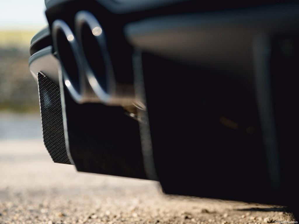 保时捷911 992 GT3 Manthey版本更轻的前后轮圈➕内置防滚架更宽大