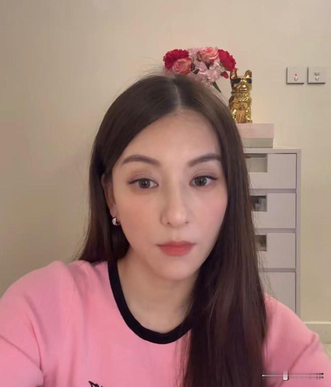 我一直很喜欢方媛，这个女人无论做什么都很精准的踩在了郭富城的点上。男明星跟网红谈