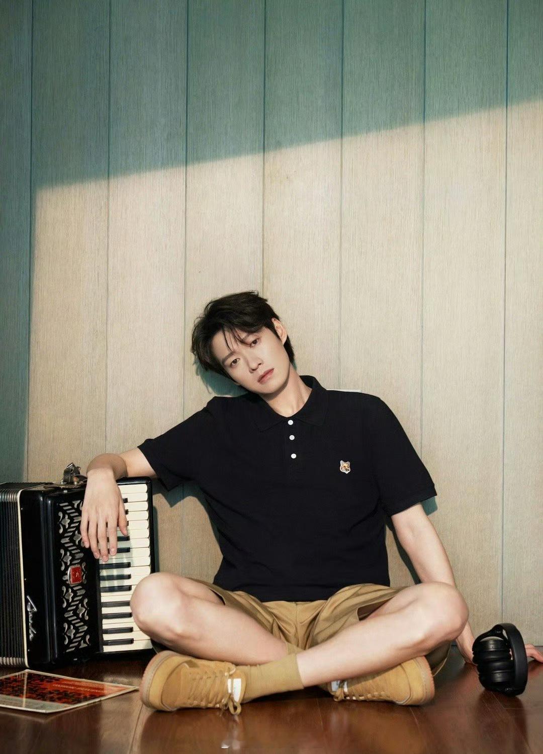 #魏大勋 祝xyy七夕快乐#哇 勋章们吃这么好啊[doge] ​​​