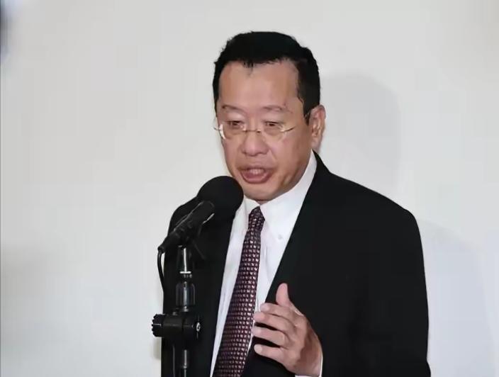 就在刚刚，
台“国防部”发布声明，
1月8日，针对F-16V坠海失联，台湾地区“