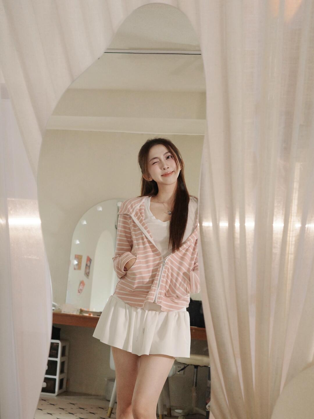 Like it‘s magnetic💓做了一件条纹小外套