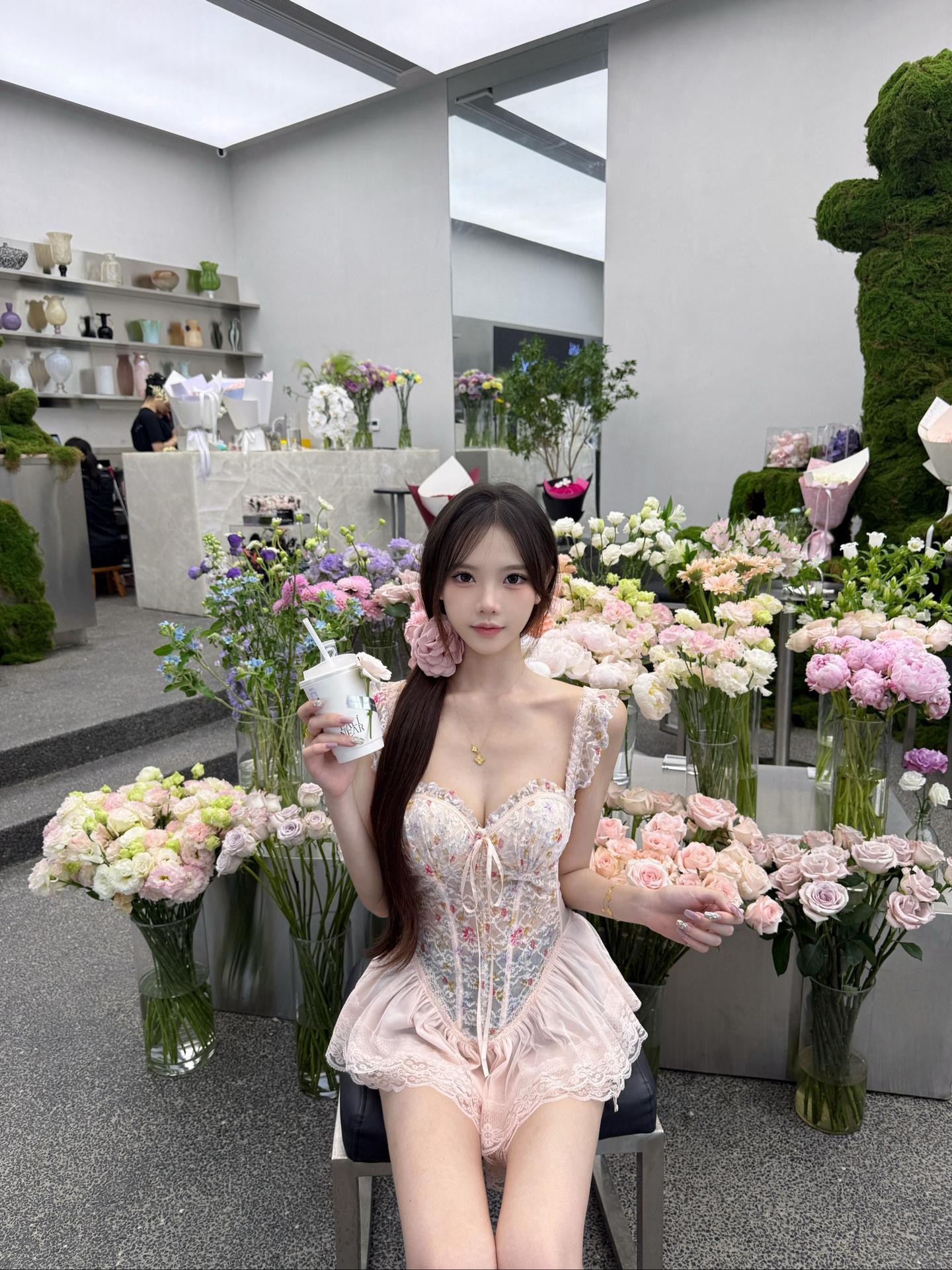 笨蛋你看起来呆呆的• ·̫ •🌷  💐