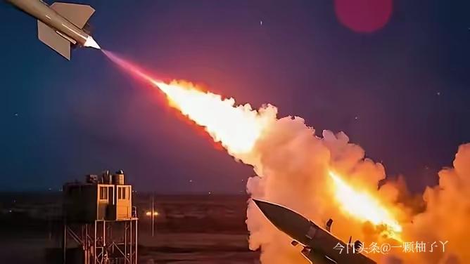 美以对伊朗德黑兰附近的炼油及储油设施发动打击，造成相关设施受损。伊朗很快作出对等