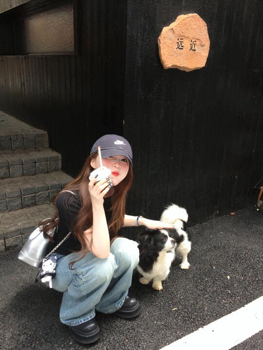 偶遇一只小狗～