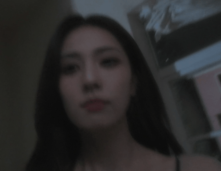 白鹿被白鹿丞磊莫离追着喂饭莫离 比正片先来的是王爷王妃的番外～两个人这一段儿的氛