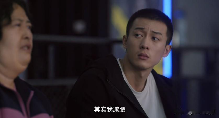 哭疯：这才是胖妈妈立志3个月减100斤的真相

好吃懒做有200多斤的胖妈妈赵秀
