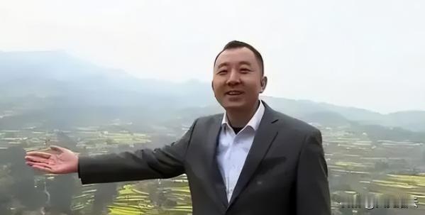 有一次，陈行甲去找一个上级汇报工作，上级对他说：“你给老子滚！你不就是个县委书记