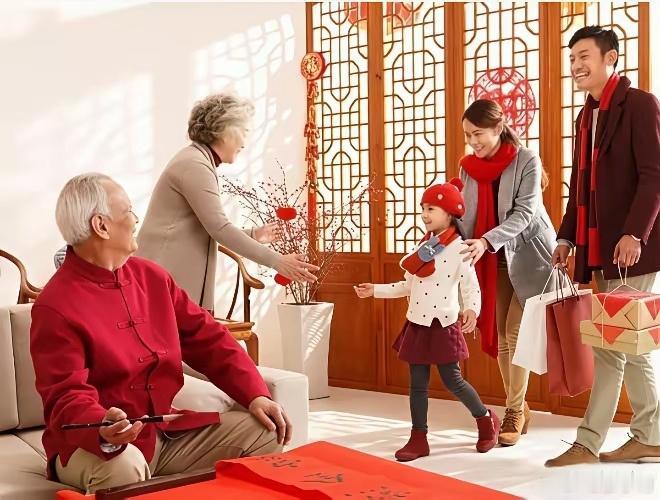 现在过年走亲戚说白了就是一场集体演戏，平时一年不联系，过年见面全是假热情。你不想