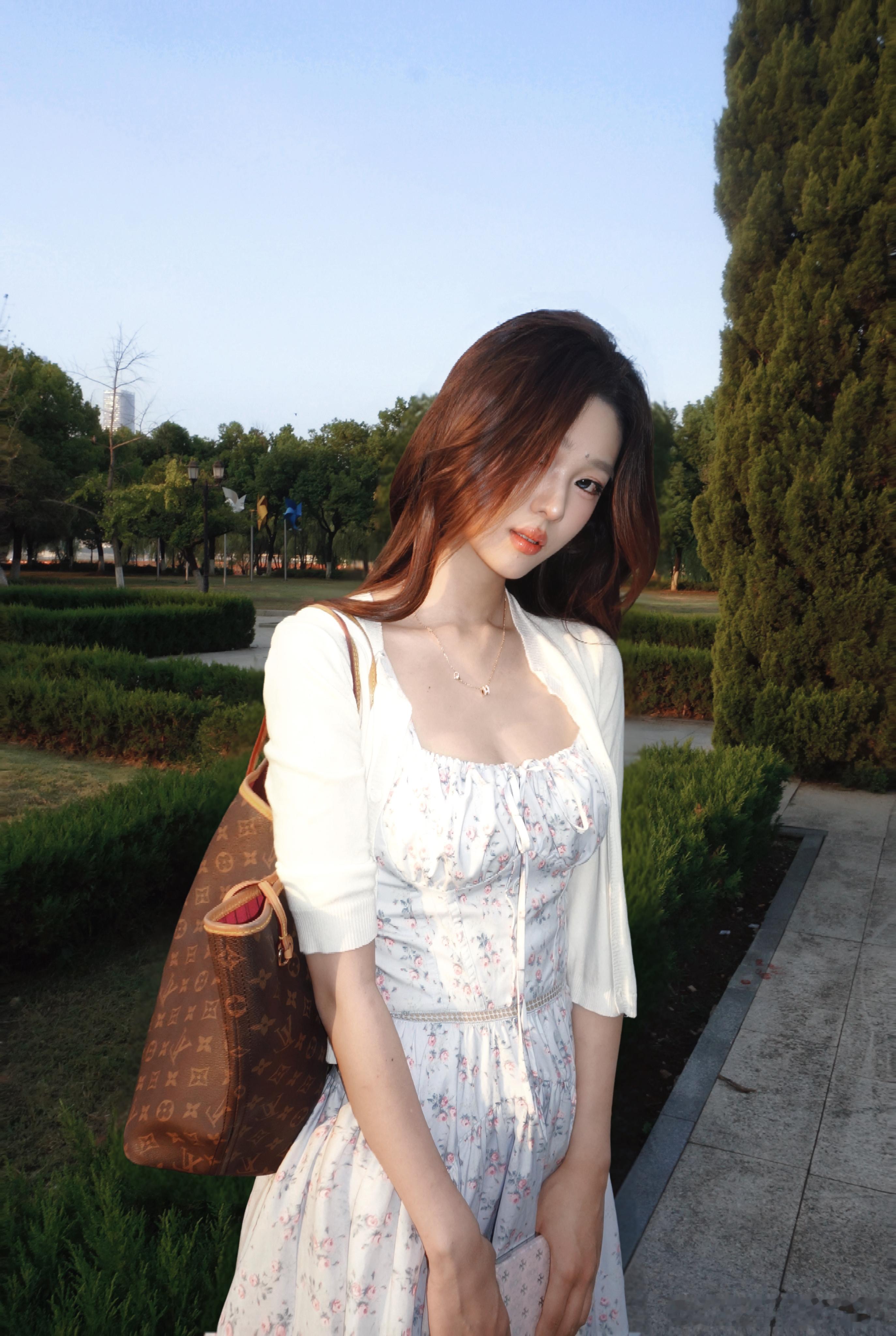 有点美吧 ​​​