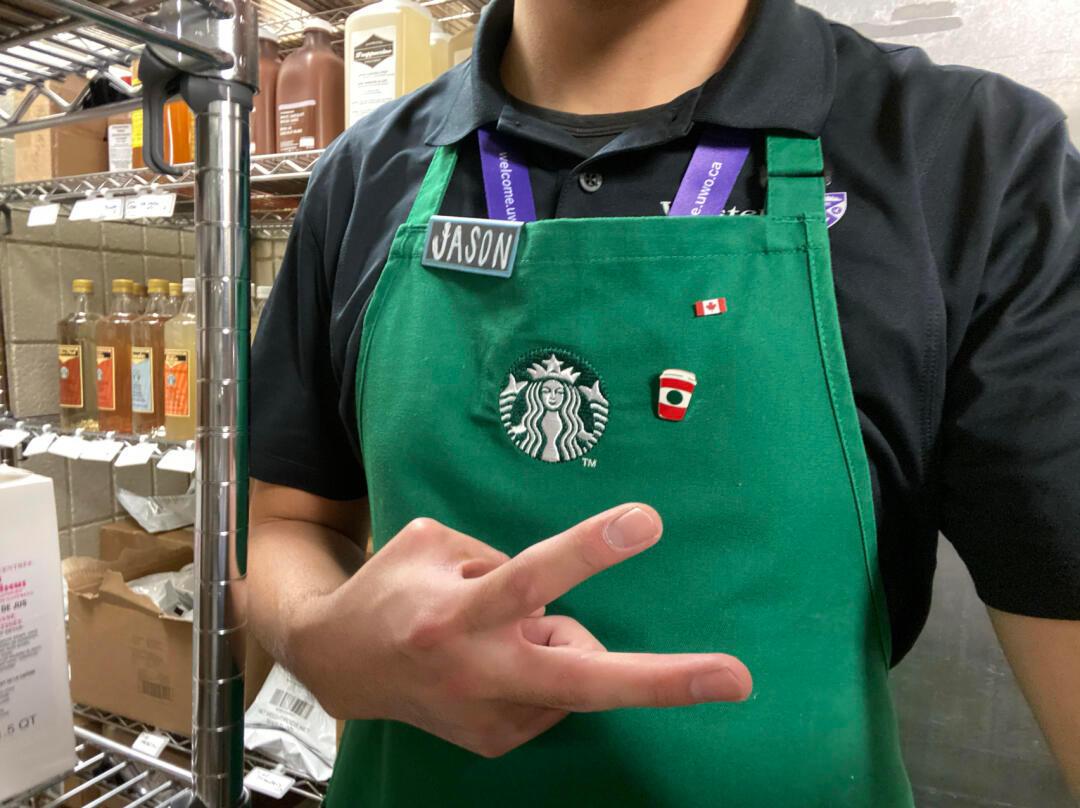 【星巴克中国CEO称品牌定位不会改变】
到底是白领的会客室，还是社区的休闲角？