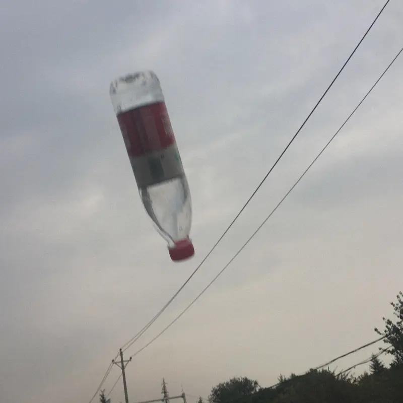 击落超限空飘物事件概述：2026年3月13日，《解放军报》披露，空军特级飞行员武