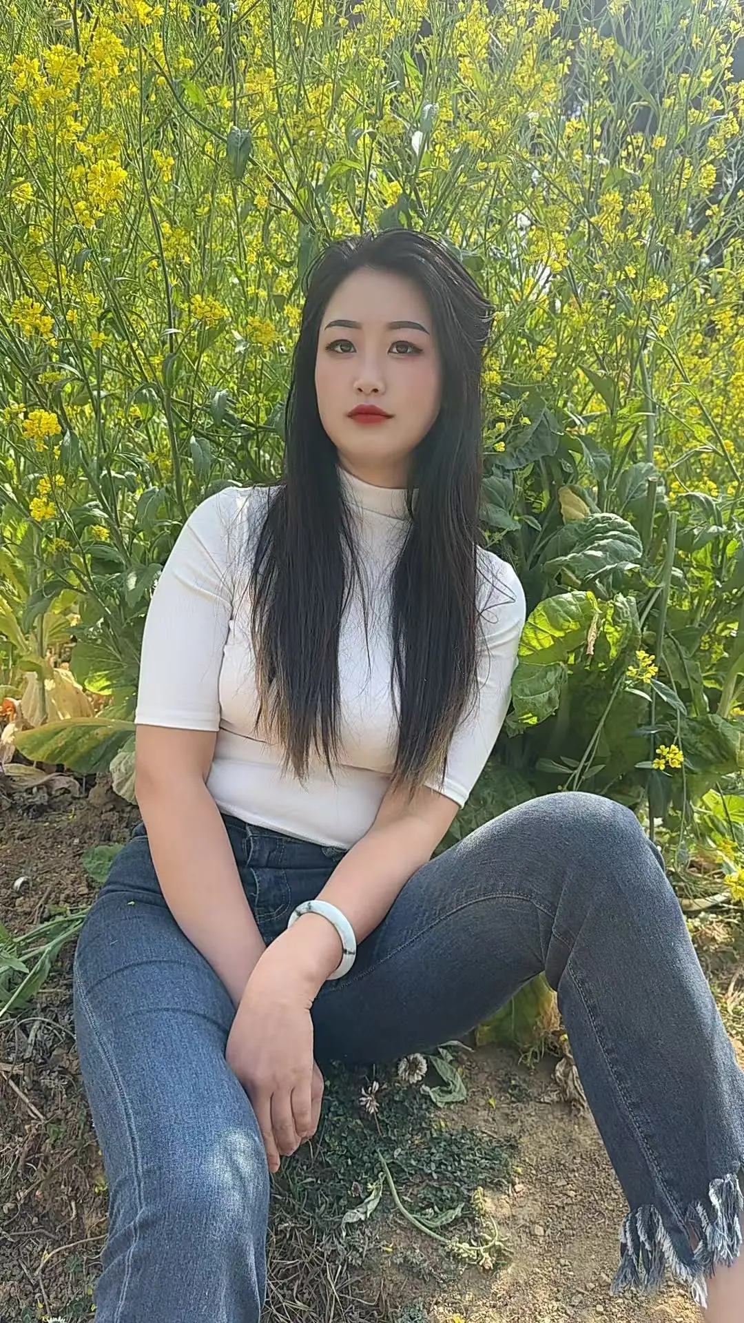 油菜花 紧身牛仔裤 微胖女生