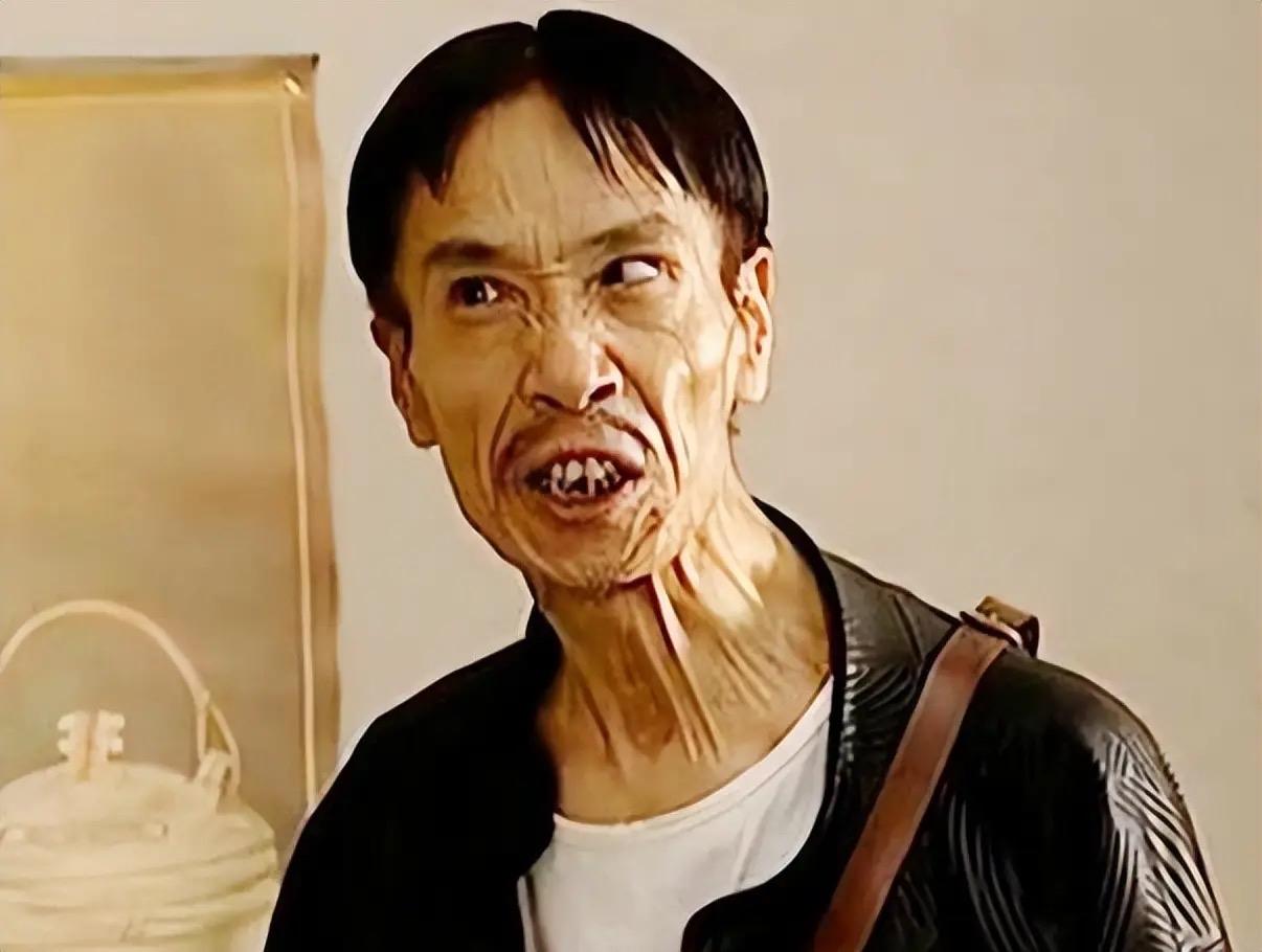 贾队长不是好人
那个长相像贾贵的女人也不是好人！
她竟然说，台湾有事就是日本有事