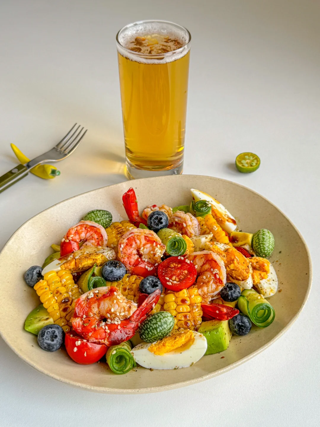 节后清爽料理🥗牛油果虾仁沙拉🥑无醇啤酒🍺