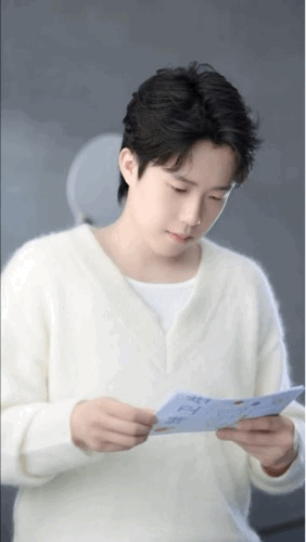 舒肤佳品牌全线代言人王楚钦毛茸茸的好可爱[哇] ​​​