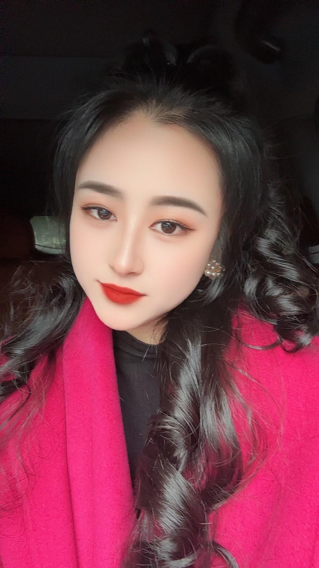 我生于平凡，但永远不甘于平凡，无论当下处境有多糟糕，应该坦荡的去面对...