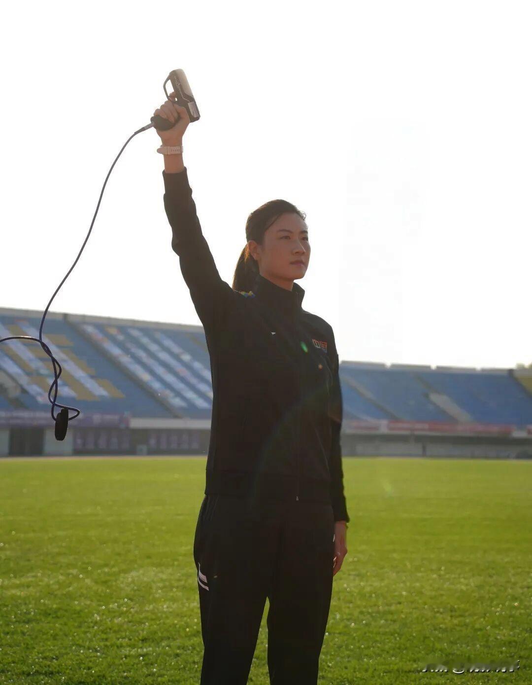 近期，乒乓球界的奥运冠军及女子“大满贯”得主丁宁，以其全新的身份——北京市先农坛