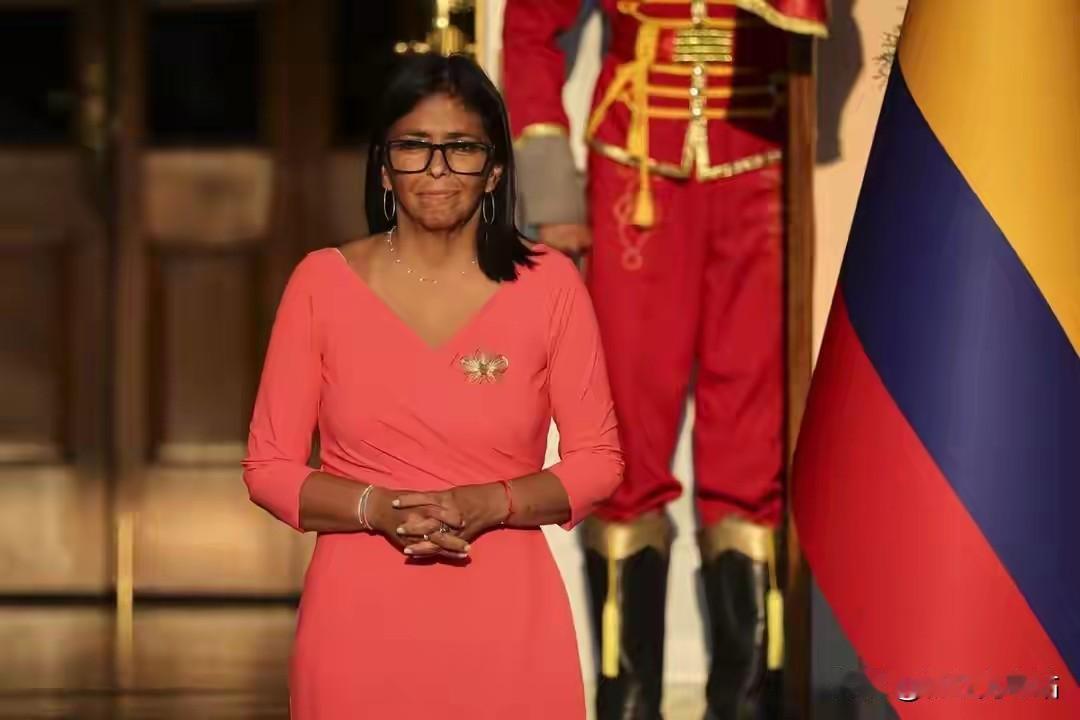 捡便宜捡到圈套里！印度接盘美控委石油，中印格局差距一目了然
 
国际能源市场从来