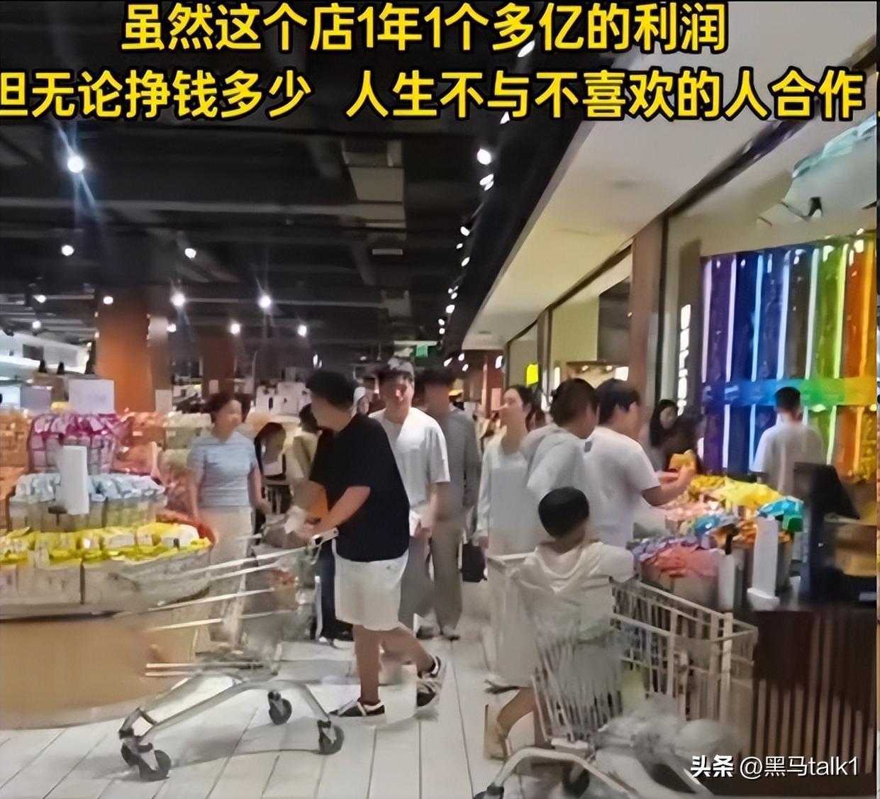 供应商说“给胖东来供货，不赚钱都值”，零售界的异类到底干了什么？8月11日，有网