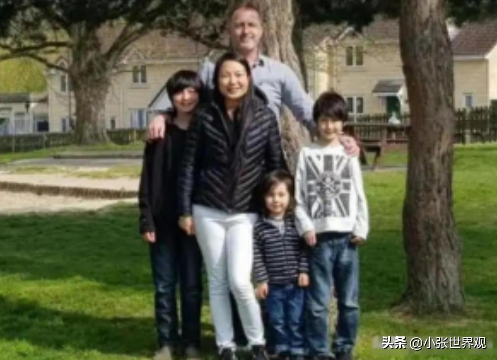 “你要是能怀孕我们就结婚”！2006年，英国69岁亿万富翁爱上中国33岁女外卖员