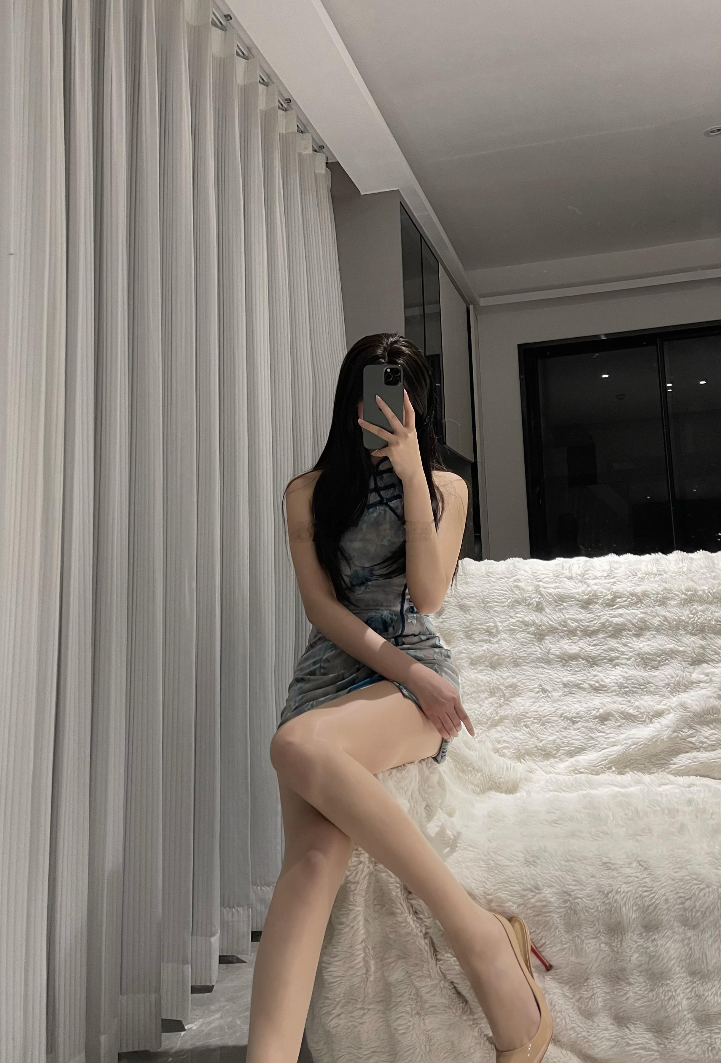 今日旗袍girl上线拍照旗袍时尚博主穿什么