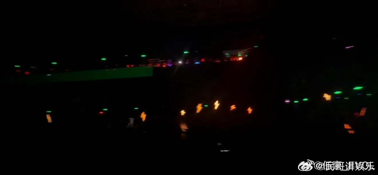 没有人比R1SE更爱R1SE 哪怕各自发光，提到“团”眼睛就发亮。采访时句句不离