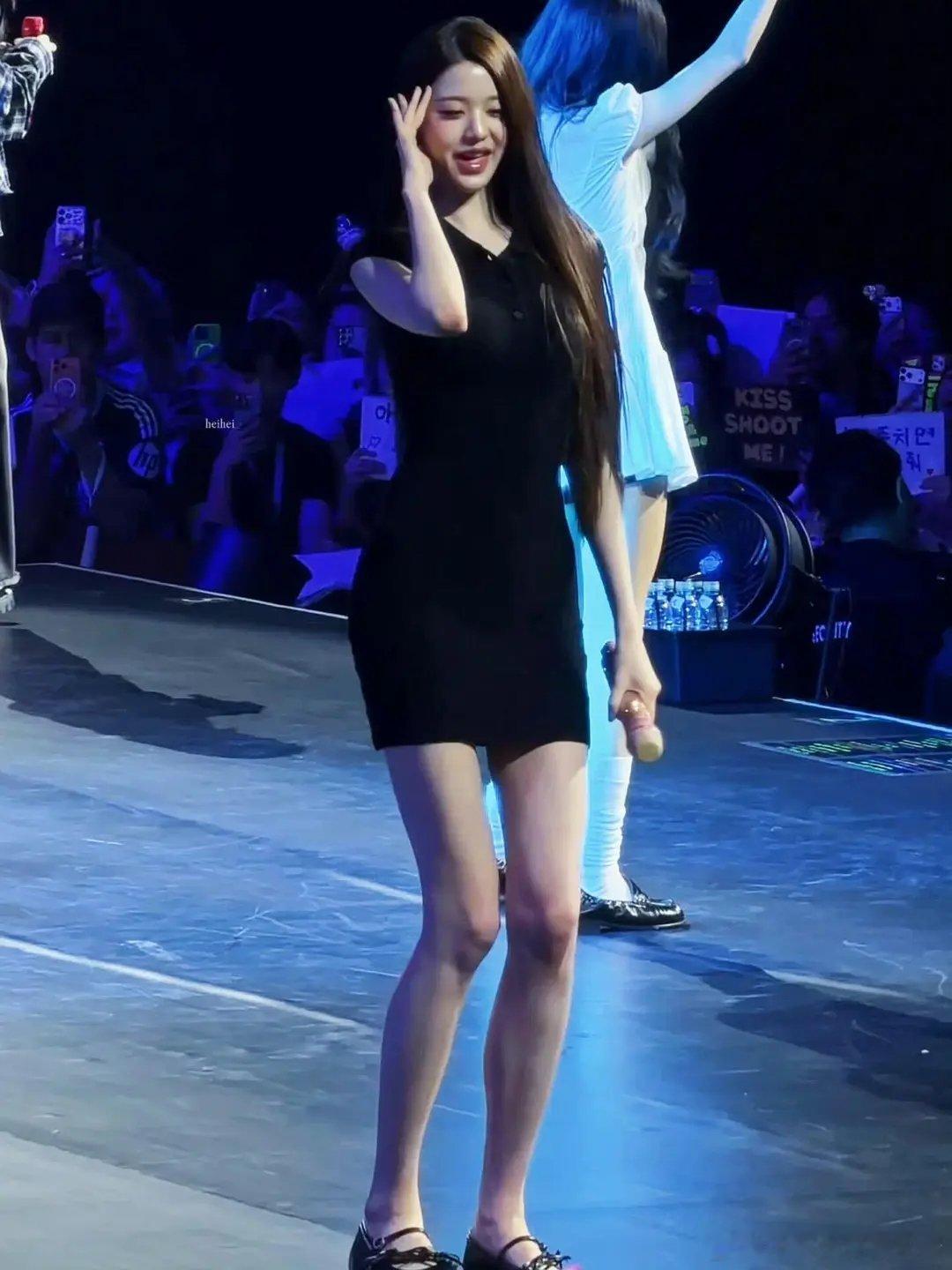 张元英的脸怎么垮成这样了 