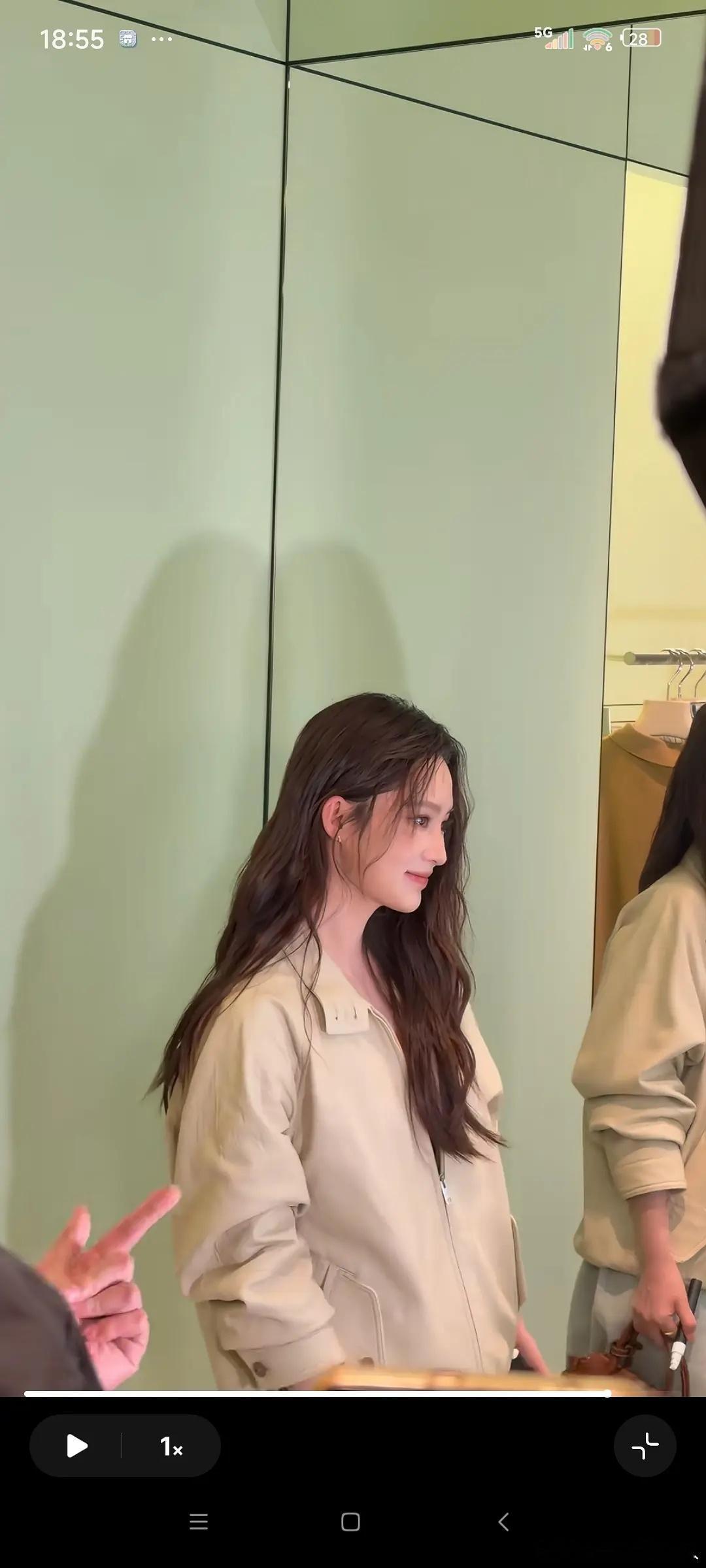 最后一张认出来了，李沁开除妆造工作室吧 