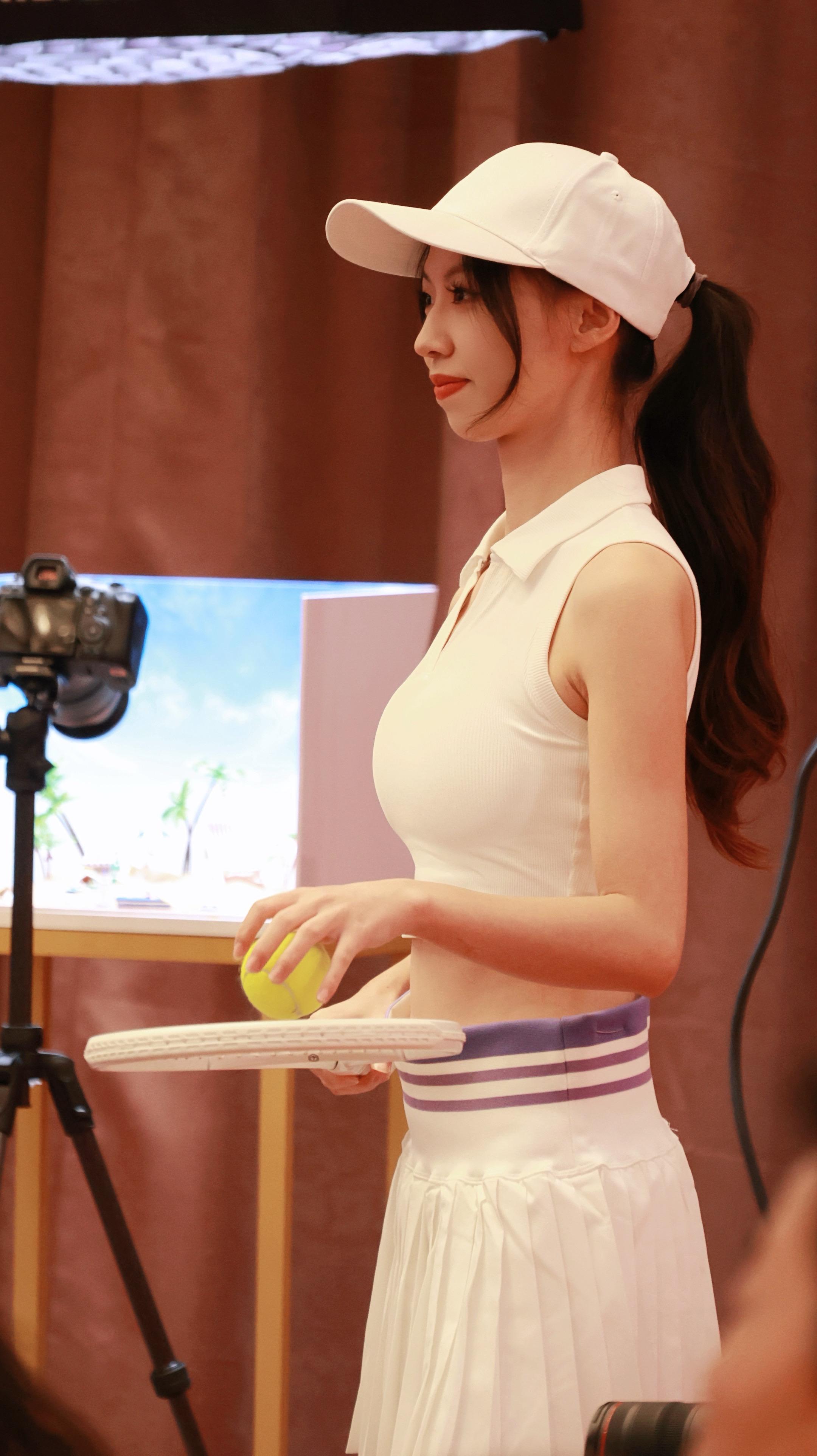 优雅气质 帽子控小姐姐 模特拍摄 网球