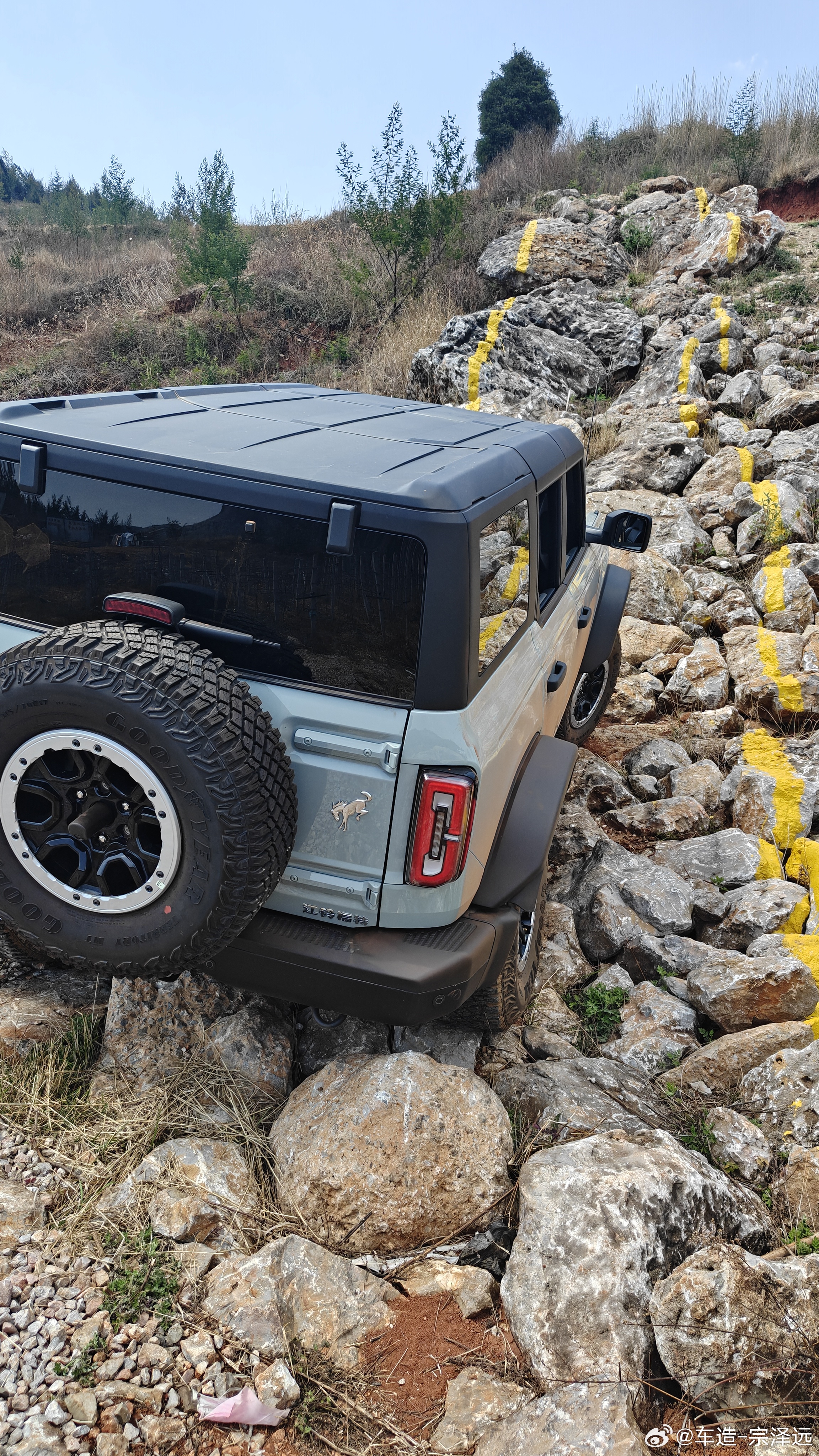 今天开着福特烈马打场硬仗! 