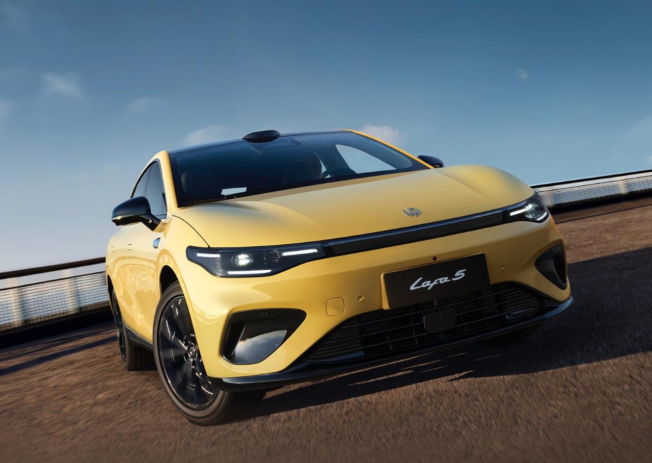 对话零跑汽车：Lafa5定位全球车型，接棒高尔夫GTI、目标月销破万大众11月7