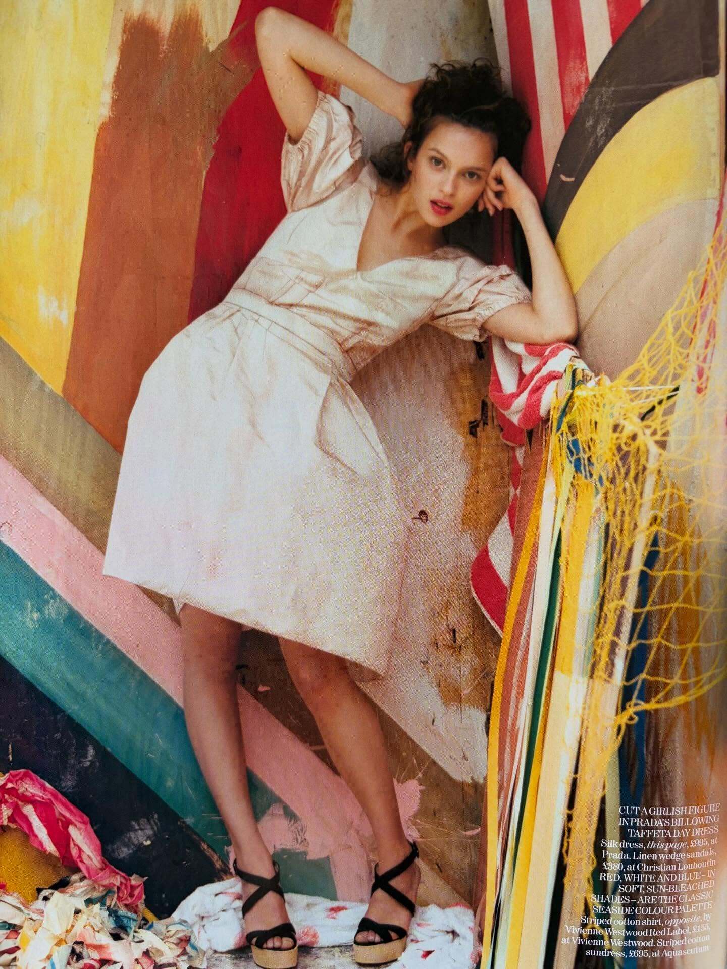 英国版《VOGUE》2006年5月刊时装大片模特：Elise Cormbez/摄