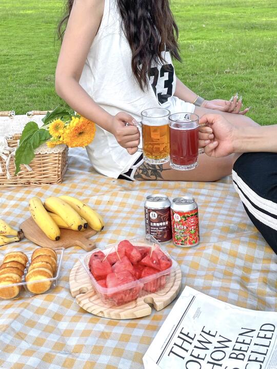 🌞 周末必修！野餐+喝酒+唠嗑=治愈充电局
