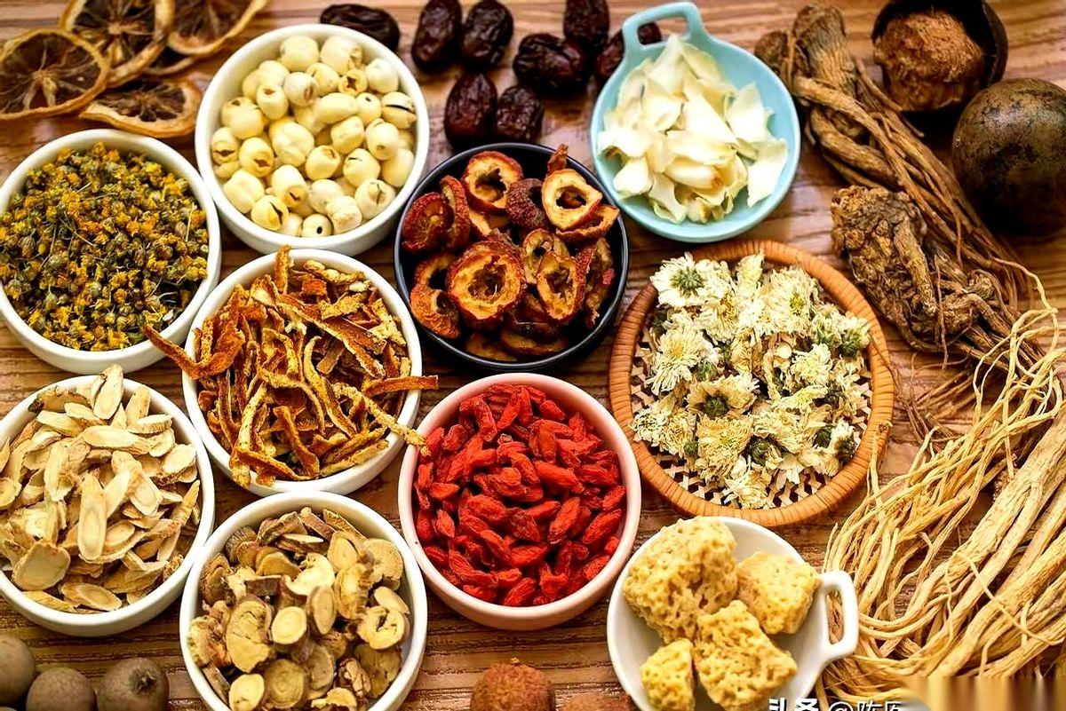 真的，有时候几块钱的东西，比你花几千块做SPA都管用。
我说的就是那种感觉，不知