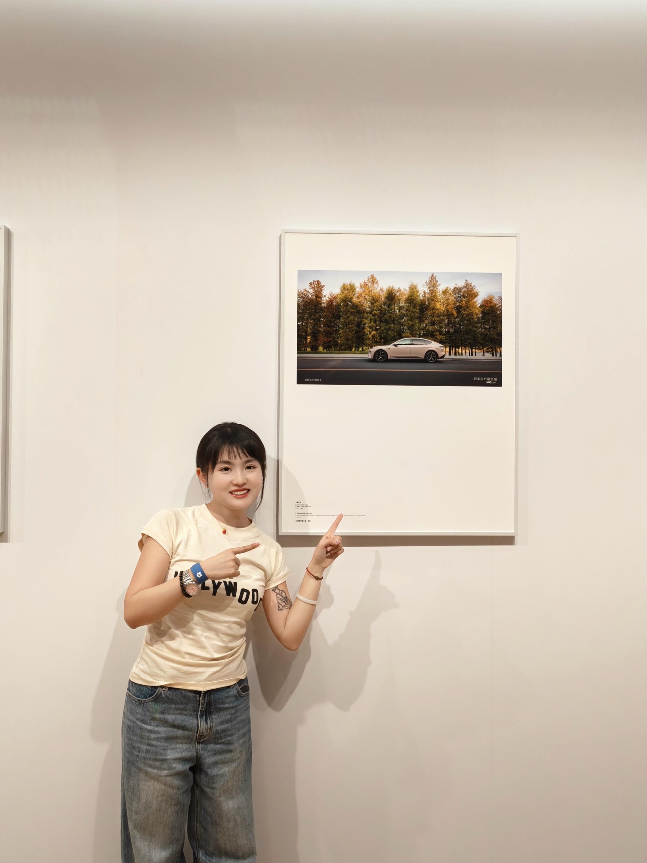 来上海车展，我只干这一件事！打卡上海车展蔚来展台，还碰到了斌哥