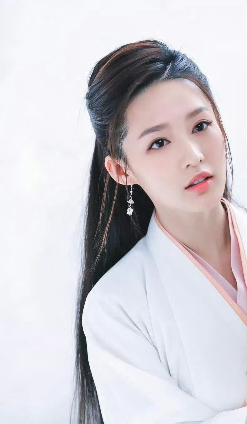 #鸡腿姑娘# 我的白月光终于要来了👏👏👏五年你知道我是怎么度过的吗[泪][