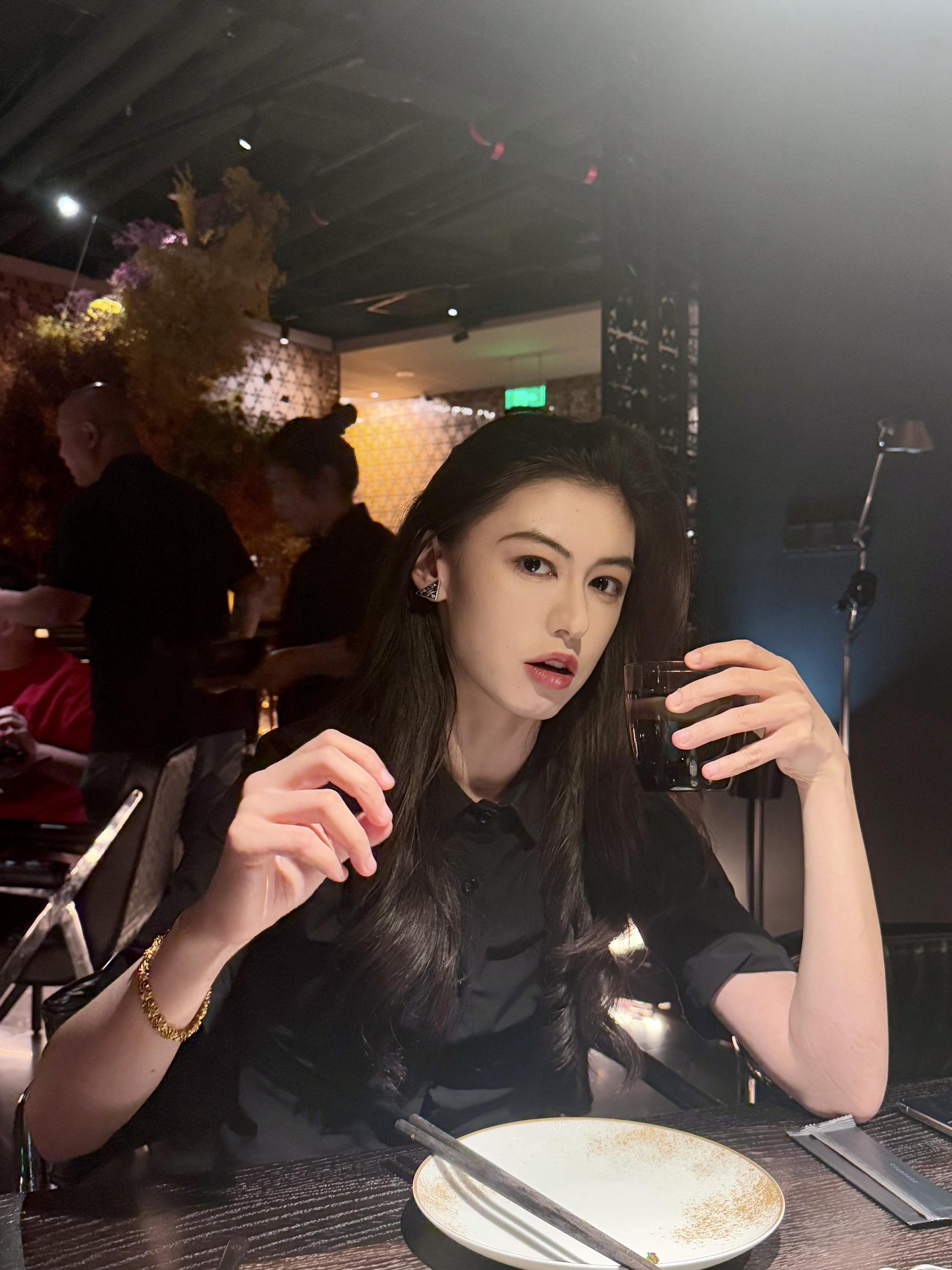 我无人知晓的另一面，只与你有关