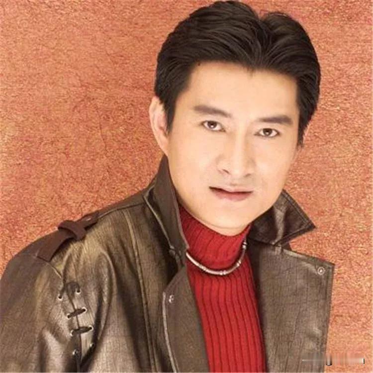 1992年，黄安的妻子邱惠美吃火锅时，被意外炸伤，半边脸几近毁容，望着病床上的妻