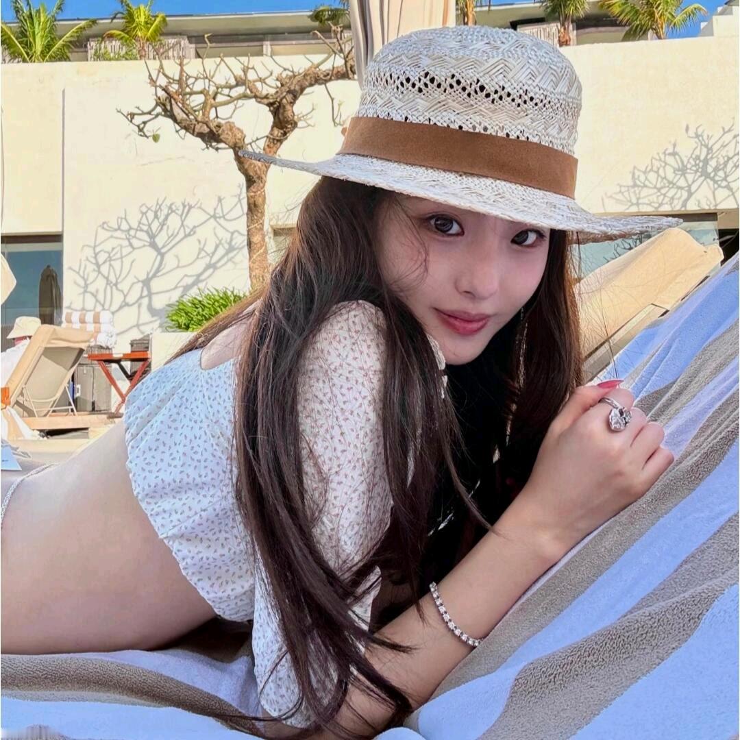 你的新头像拍了拍你˗ˏˋ🪂ˎˊ˗ 