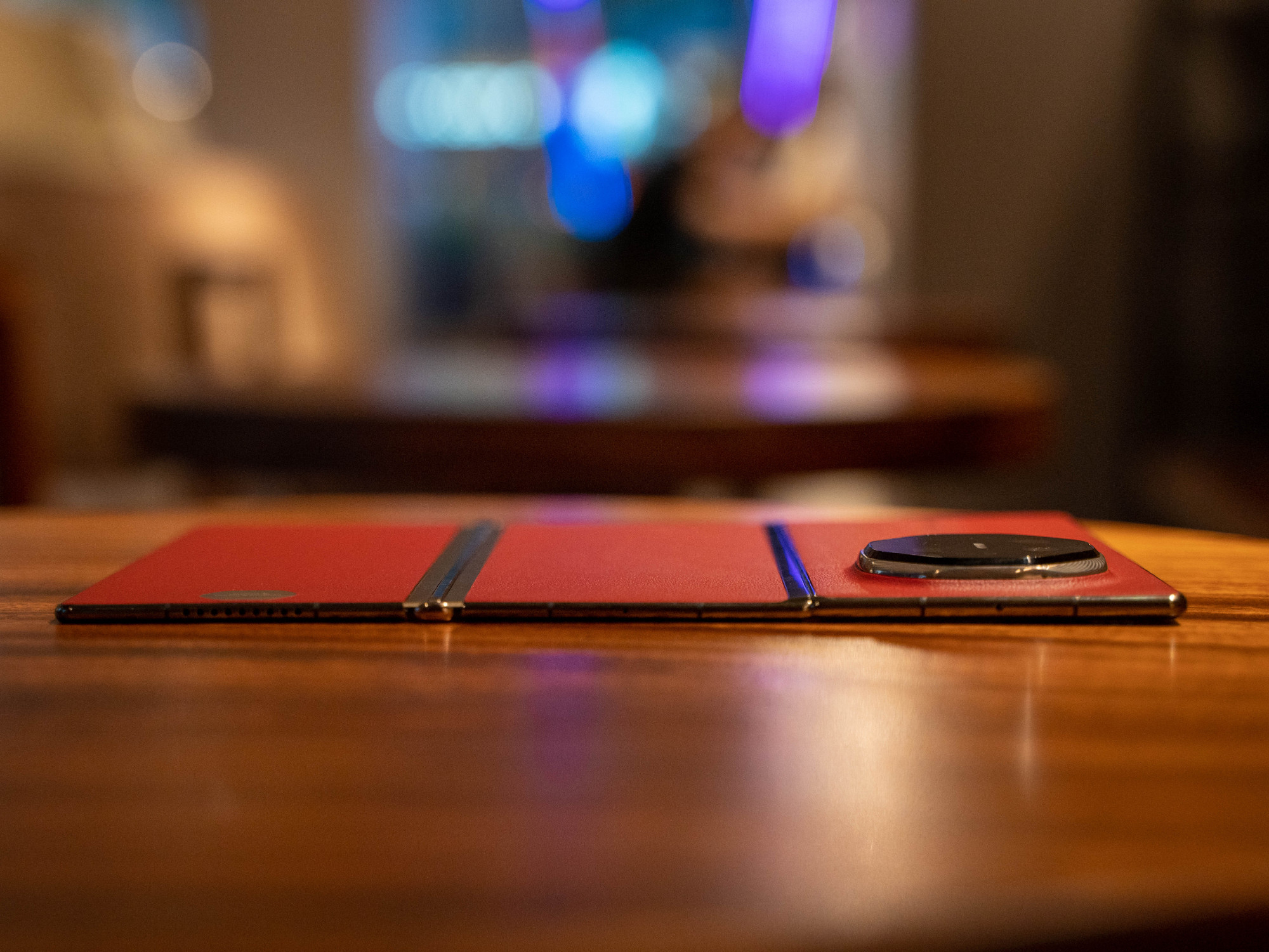 折学家生活图鉴 这个话题我觉得阿华可以提一嘴，大屏折叠屏发展到现在已经无限接近完