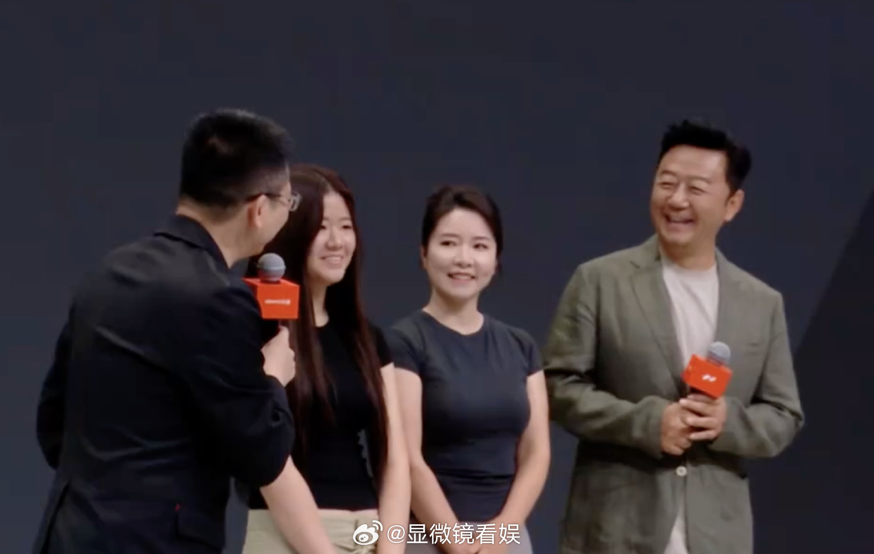 郭涛成蔚来乐道L90第一万个用户 不愧是郭涛选择的新车，车内宽敞空间和高品质质感