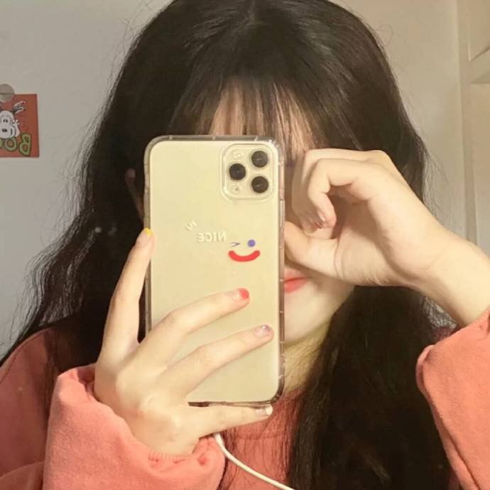 最近很喜欢的一段话：乐观和爱才是生活的解药，今天不容易，明天会更难，但后天终将美