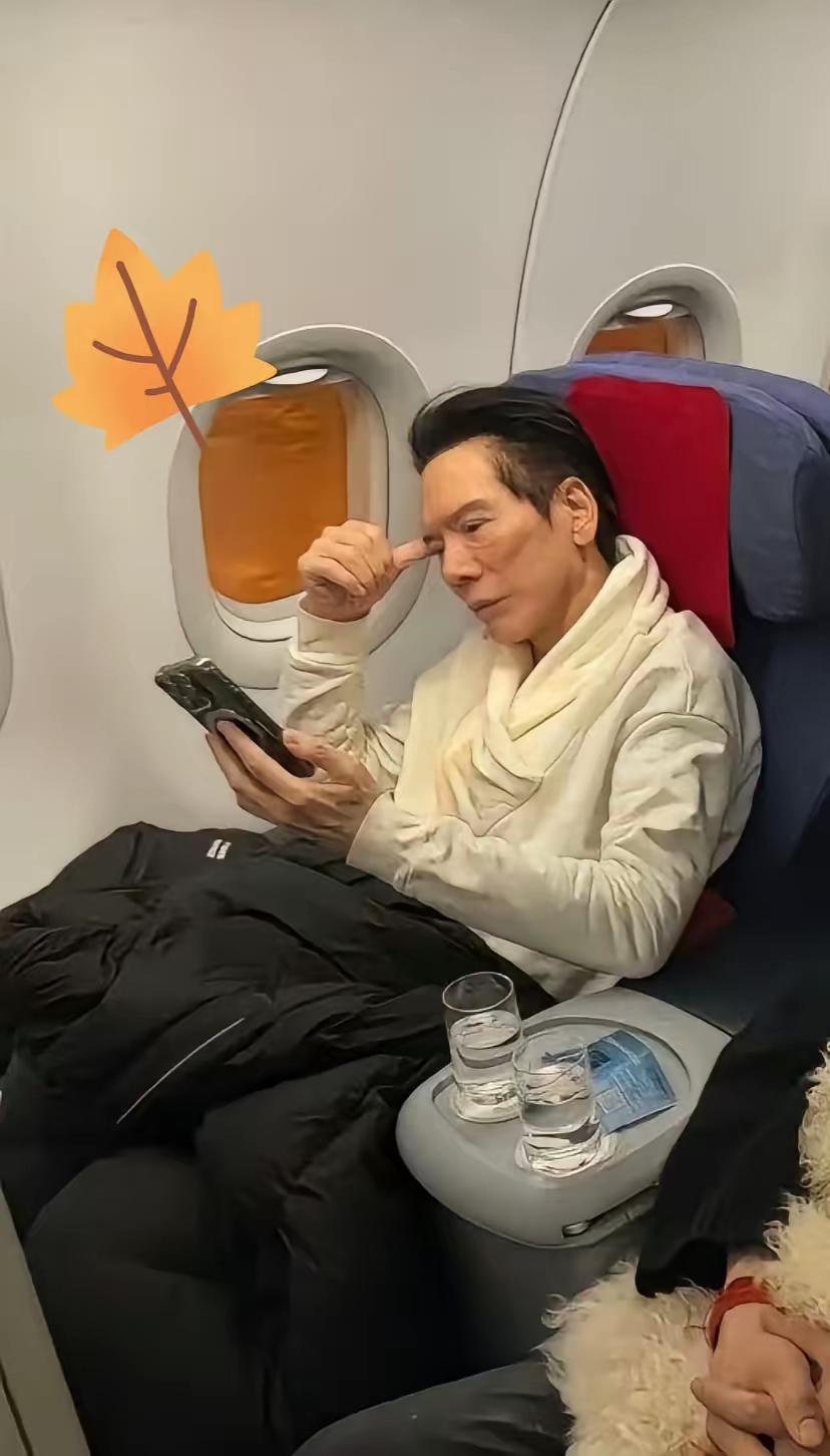 很难想象香港一众顶级富豪，日常饮食克制程度远超普通人印象里的苦行僧。向华强年近八