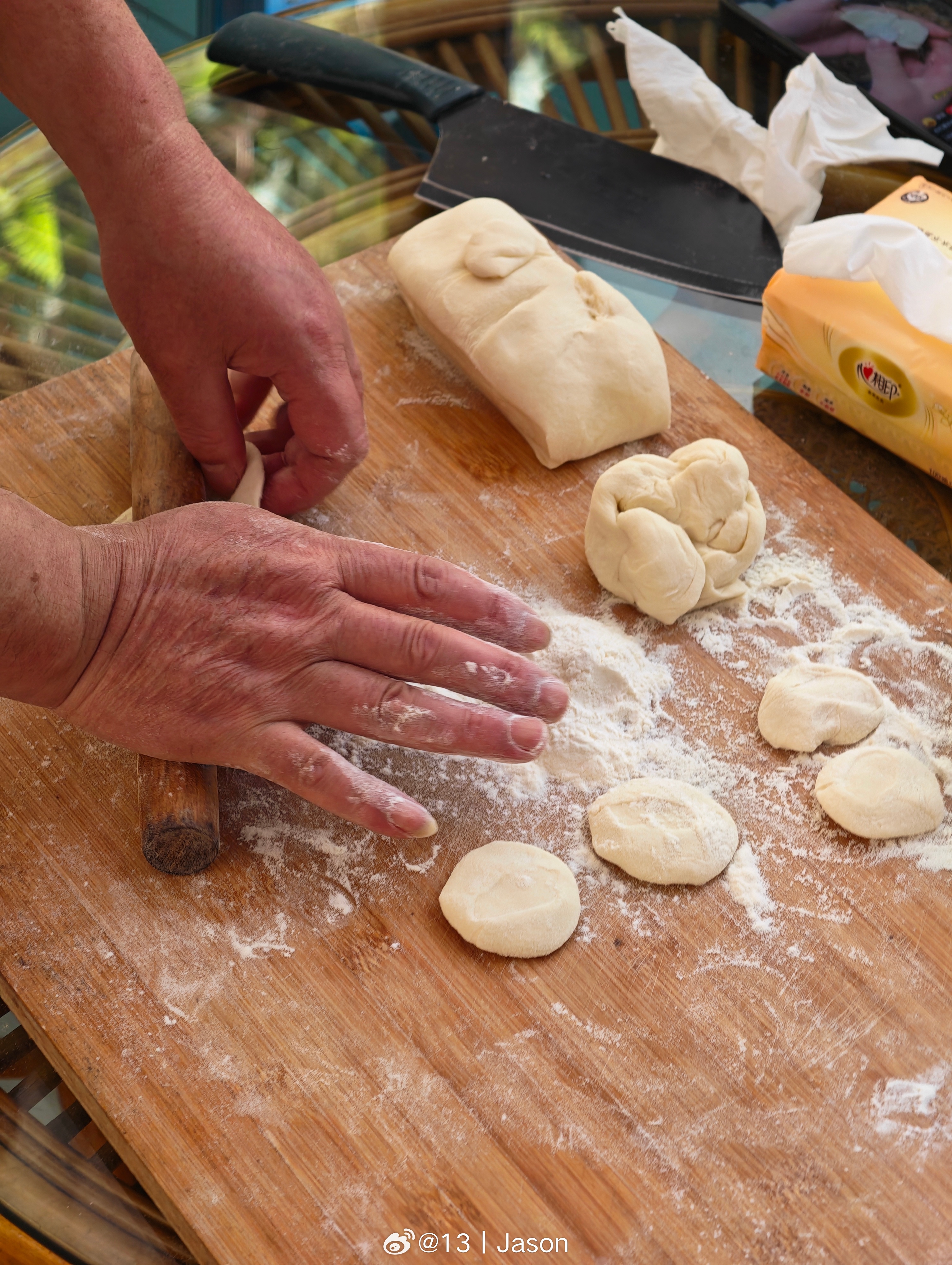 我说买速冻水饺，雅雅说你瞧不起哪个北方人？