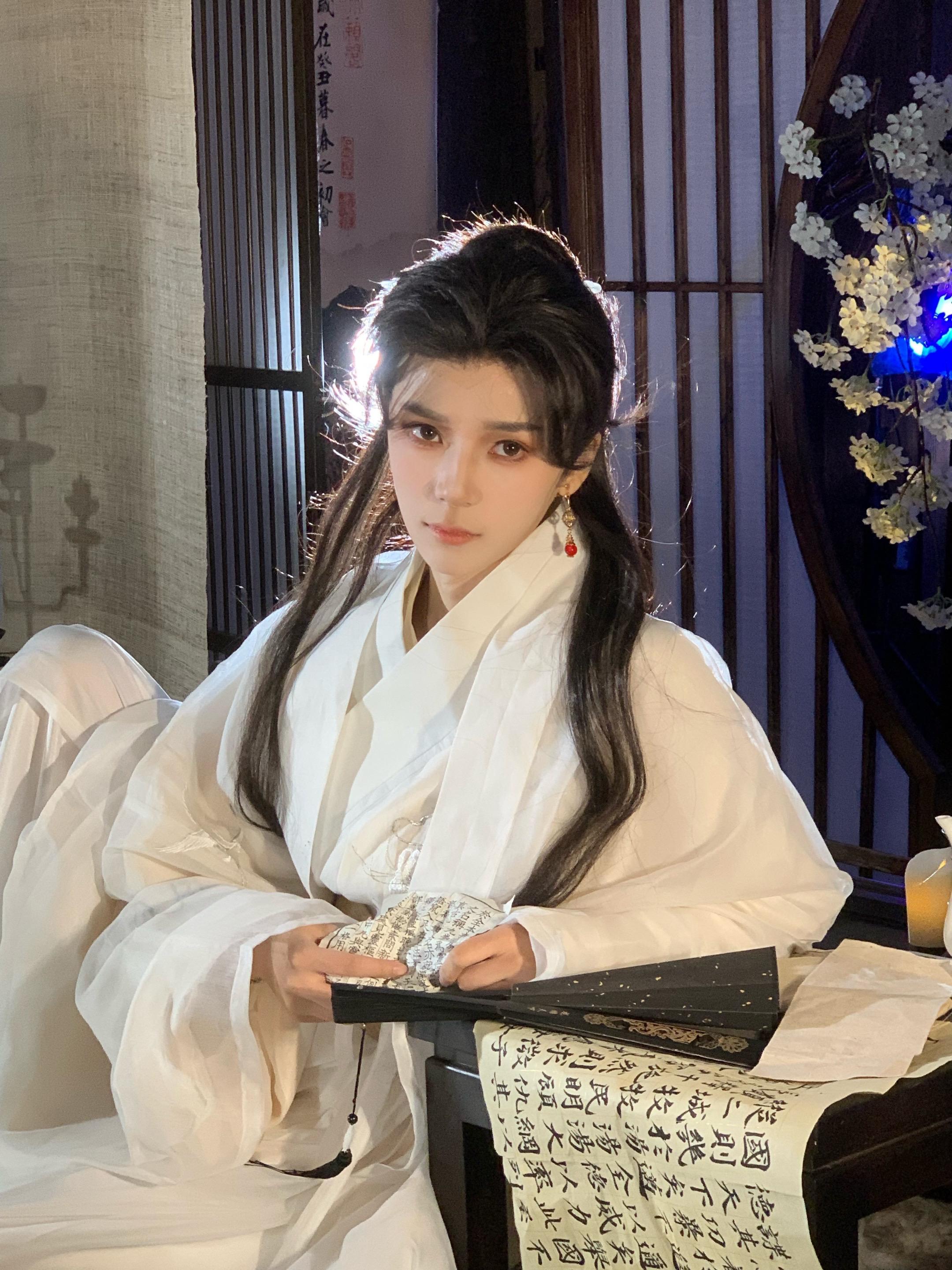 这世间总要有人做乱臣贼子