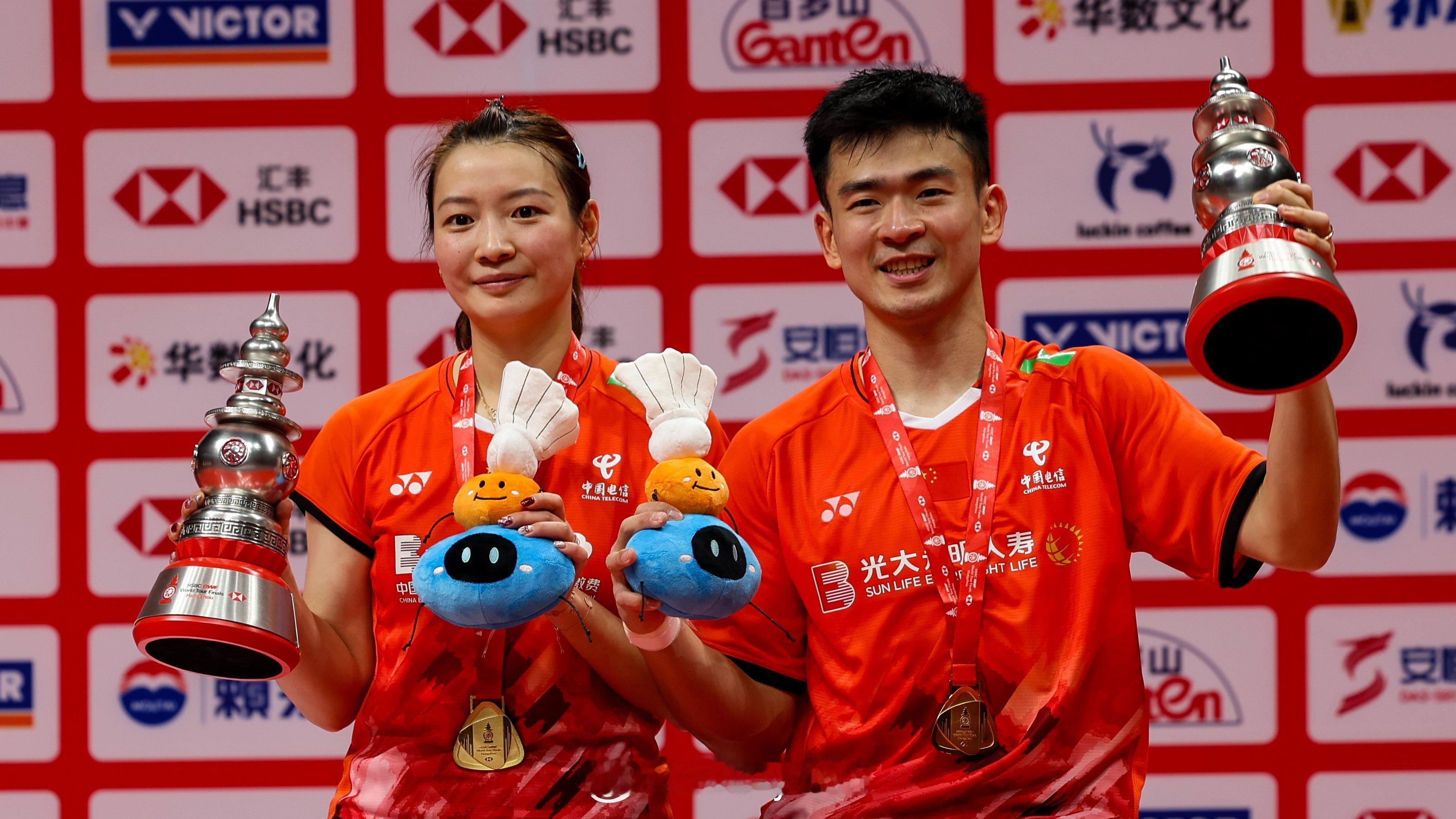 羽联总决赛最近4届混双冠军🇹🇭🇨🇳🇨🇳🇨🇳今年冠军：🇨🇳蒋振