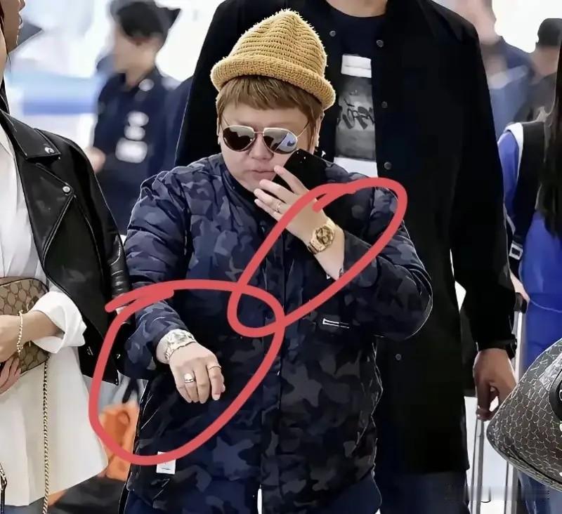 为什么那么多人讨厌韩红展现出的形象和价值观甚至审美观都让人厌恶。韩红 韩红虚伪 