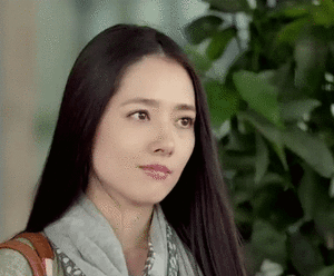 向太回应向佐郭碧婷分居两地向佐看起来挺单纯老实的，应该不会做对不起郭碧婷的事的，