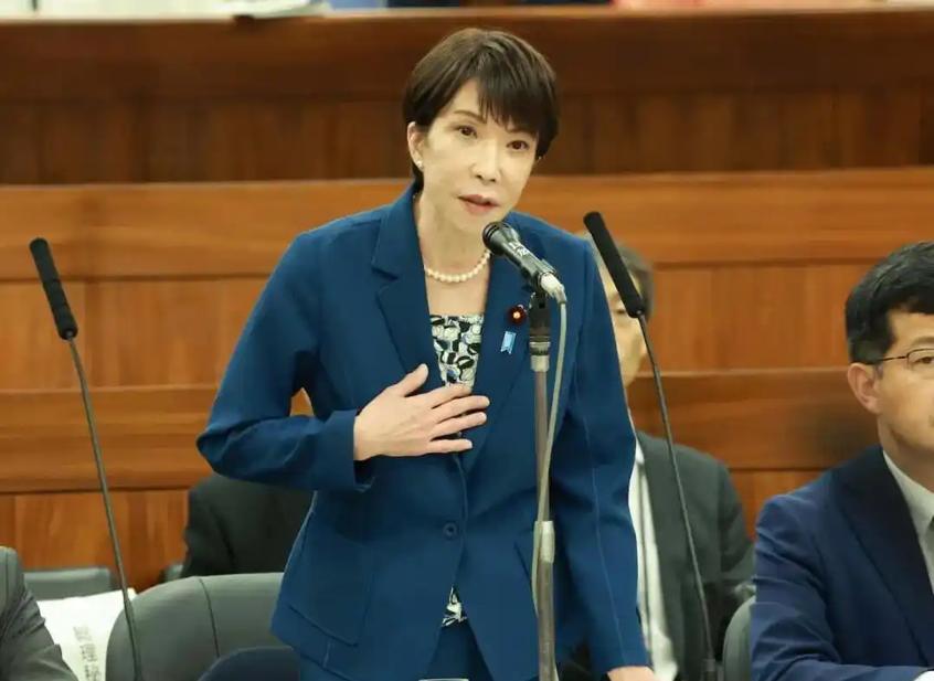 美国大使缺席，高市泪洒现场，中国想要的那句话，日本终于说出口。8月6日这一天，是